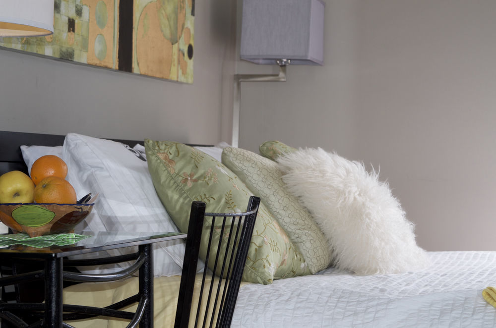 A Float Home B&B In Fisherman'S Wharf วิกตอเรีย ภายนอก รูปภาพ